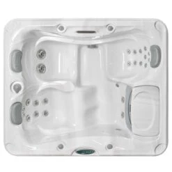 Sundance® Dover⢠Sunstrong⢠Thermal Hot Tub Cover