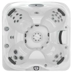 New Arrival 19 Jacuzzi® J445IP™ - 7 Person Hot Tub