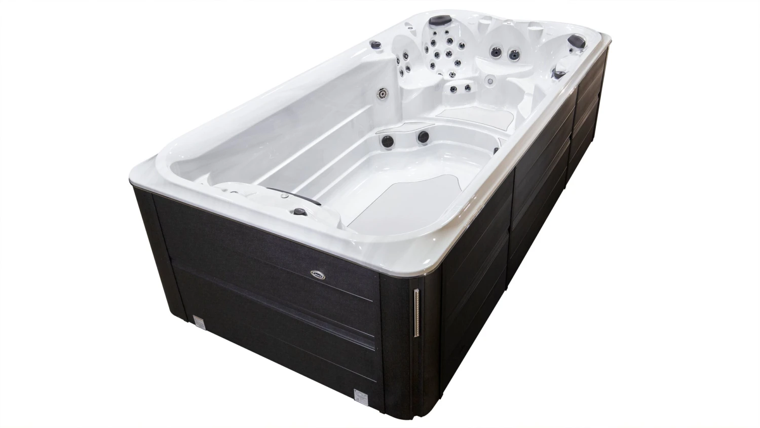 Jacuzzi® PowerActive™ J-16™ - 16ft Swim Spa 6 Jacuzzi® PowerActive™ J-16™ - 16ft Swim Spa - Image 4