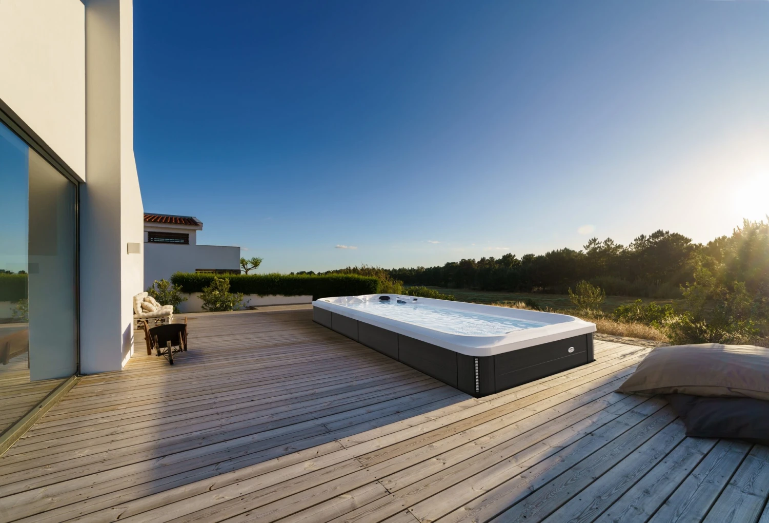 Jacuzzi® PowerActive™ J-19™ - 19ft Swim Spa 11 Jacuzzi® PowerActive™ J-19™ - 19ft Swim Spa - Image 9