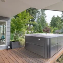 Jacuzzi® PowerActive™ J-19™ - 19ft Swim Spa 32 Jacuzzi® PowerActive™ J-19™ - 19ft Swim Spa -Outdoor Living Store JacuzziSwimSpaLifestyle2