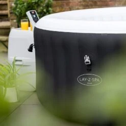 Lay-z Spa Lay-Z-Spa® AirJet Miami - 4 Person Inflatable Hot Tub 32 Lay-z Spa Lay-Z-Spa® AirJet Miami - 4 Person Inflatable Hot Tub -Outdoor Living Store LayZSpaMiami11