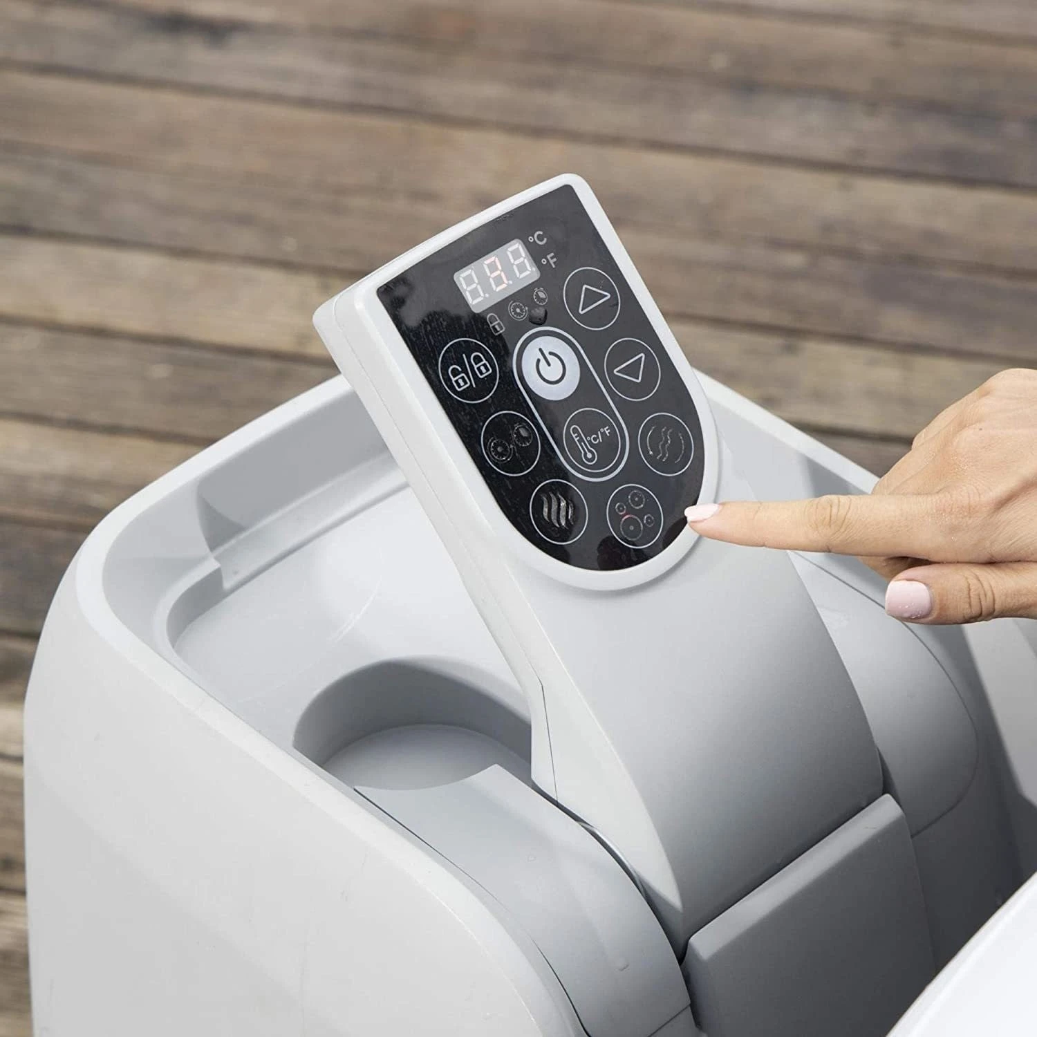 Lay-z Spa Lay-Z-Spa® AirJet Miami - 4 Person Inflatable Hot Tub 18 Lay-z Spa Lay-Z-Spa® AirJet Miami - 4 Person Inflatable Hot Tub - Image 16