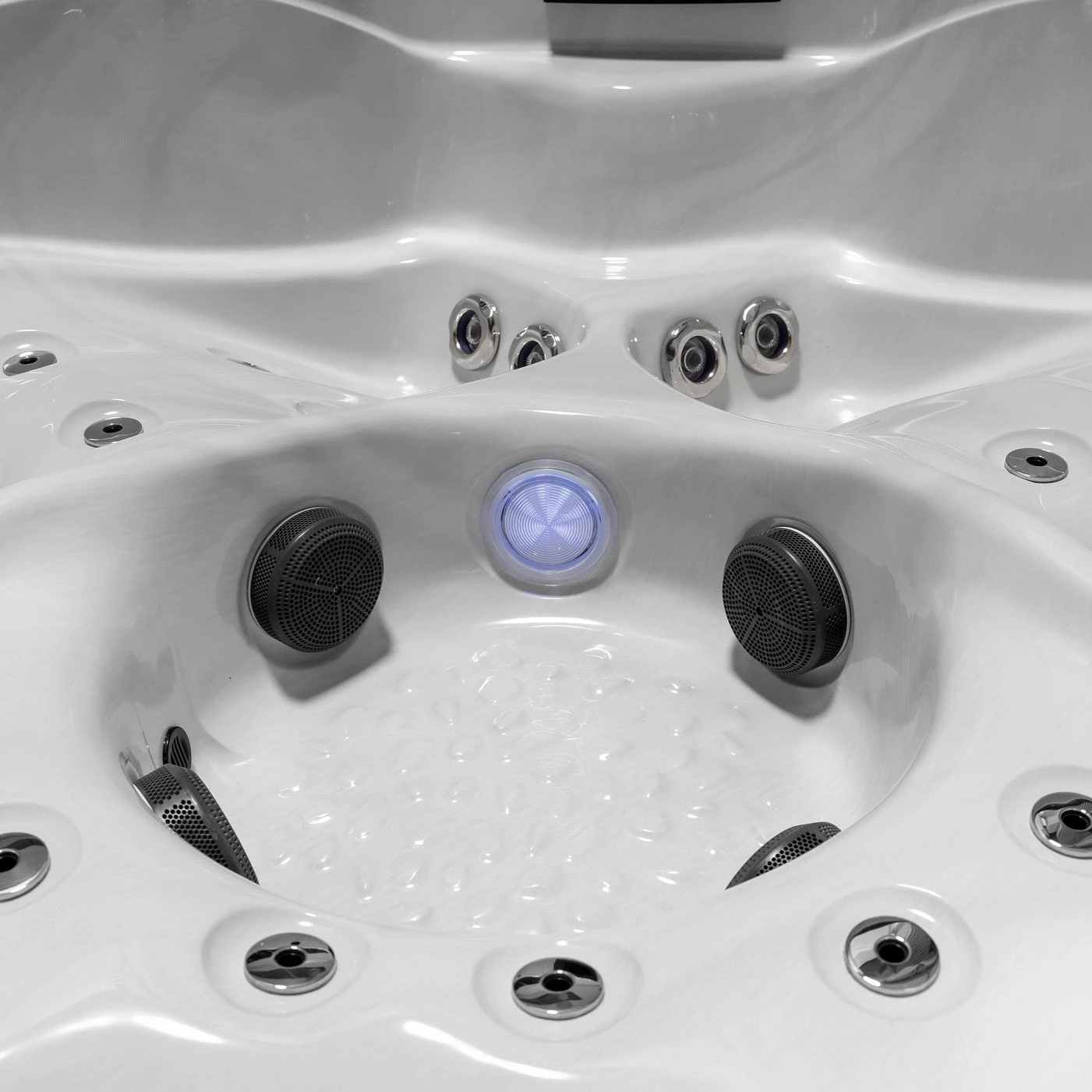 Sun & Soul™ 550™ - 5 Person Hot Tub With 2 Loungers 6 Sun & Soul™ 550™ - 5 Person Hot Tub With 2 Loungers - Image 4