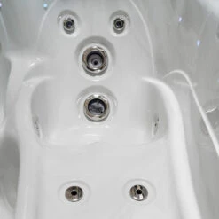 Sun & Soul™ 600™ - 6 Person Hot Tub With 1 Lounger -Outdoor Living Store Sun Soul600HotTub6