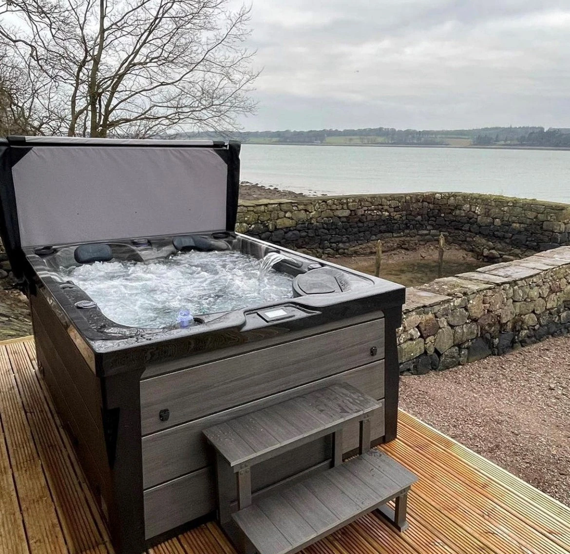 Outdoor Topaz - 3 Person Hot Tub With 2 Loungers 18 Outdoor Topaz - 3 Person Hot Tub With 2 Loungers - Image 16