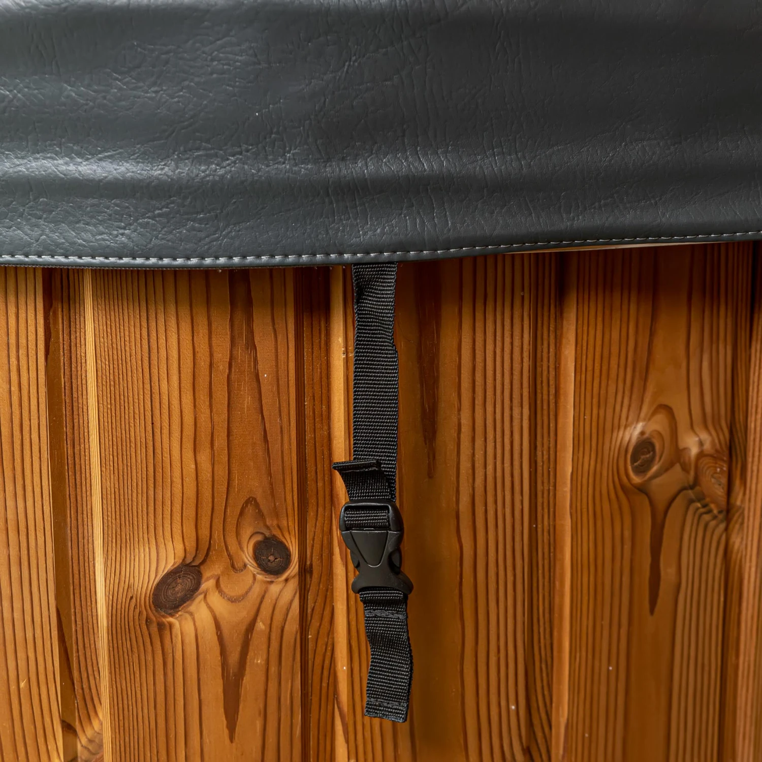 Outdoor Elite - 4 To 6 Person Wood Fired Hot Tub 18 Outdoor Elite - 4 To 6 Person Wood Fired Hot Tub - Image 16