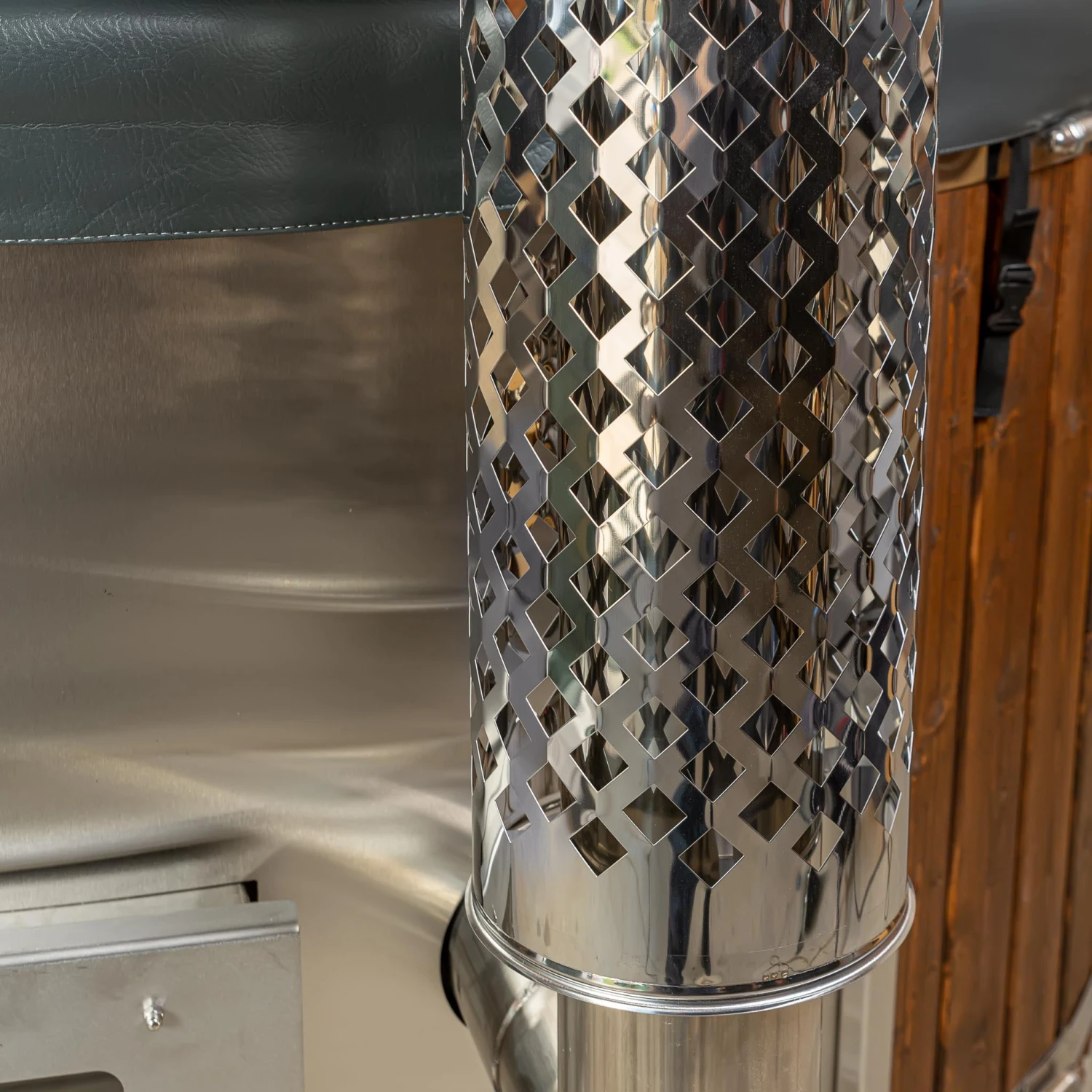 Outdoor Elite - 4 To 6 Person Wood Fired Hot Tub 13 Outdoor Elite - 4 To 6 Person Wood Fired Hot Tub - Image 11