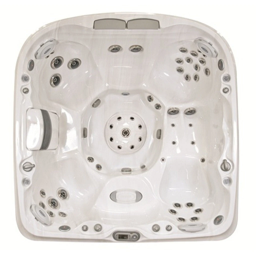 Jacuzzi® J480™ ProLast™ Hot Tub Winter Cover 3 Jacuzzi® J480™ ProLast™ Hot Tub Winter Cover