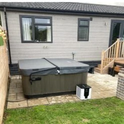 Outdoor 4kW Air Source Heat Pump For Hot Tub/Swim Spa -Outdoor Living Store ol heat pump customer4 new